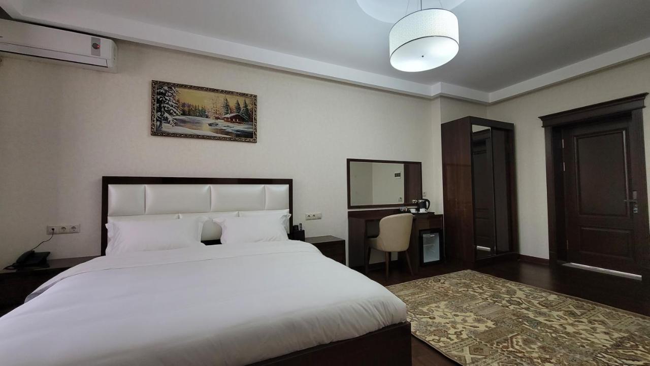 Hotel Ayni Dushanbe Exterior foto
