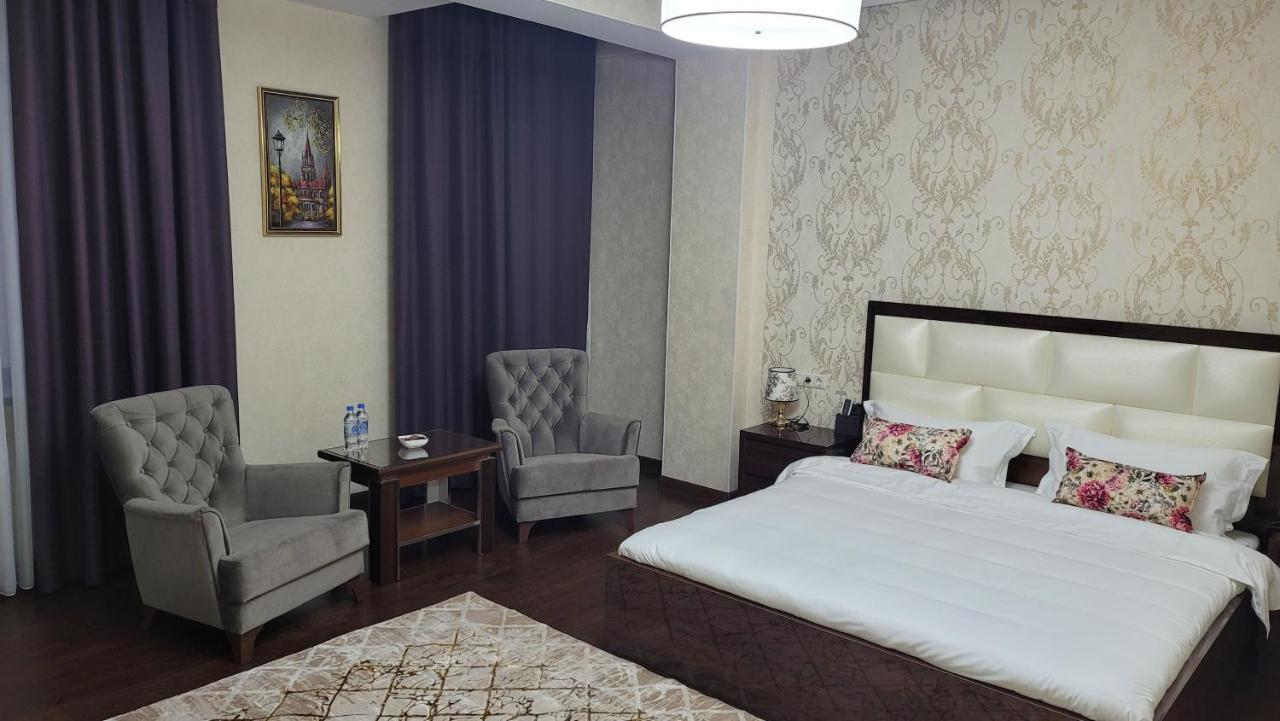 Hotel Ayni Dushanbe Exterior foto